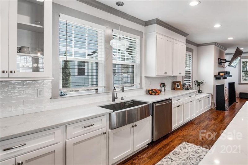 Property image 5 at 2512 Greenland Avenue, Charlotte, NC 28208