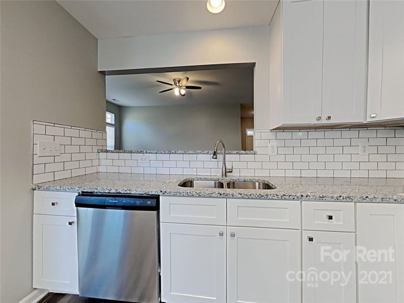 Property image 5 at 3515 Balsam Tree Drive, Charlotte, NC 28269