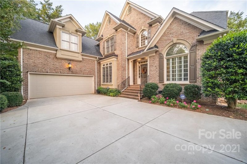 Property image 2 at 1928 Bardstown Road, Charlotte, NC 28226