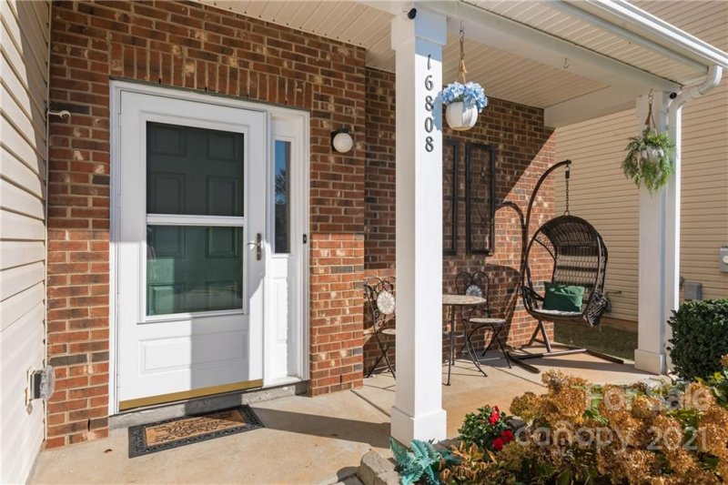 Property image 2 at 16808 Kettlewell Lane, Charlotte, NC 28277