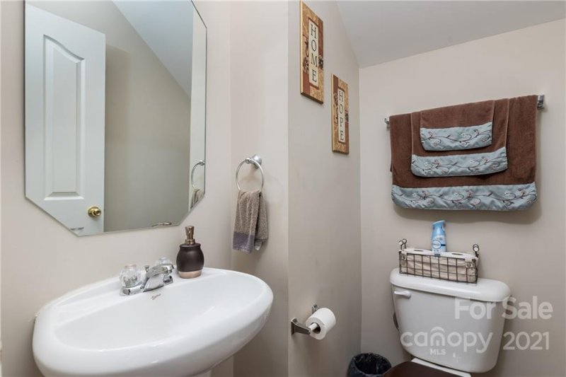 Property image 4 at 16808 Kettlewell Lane, Charlotte, NC 28277