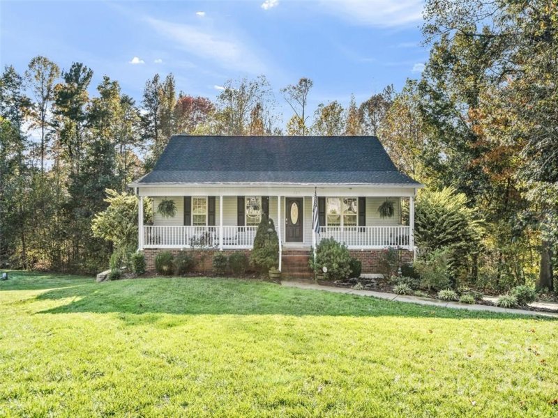 127 Scotch Irish Lane