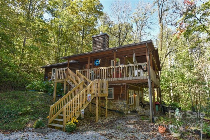 Property image 2 at 218 Rixhaven Drive, Saluda, NC 28773