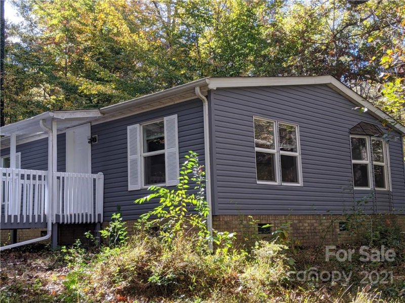 Property image 3 at 21 Timbers Edge Lane, Fairview, NC 28730