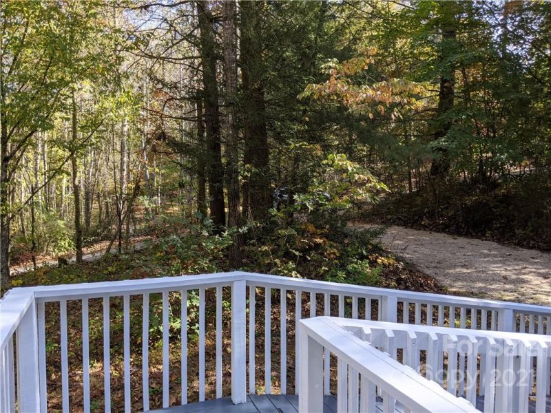 Property image 5 at 21 Timbers Edge Lane, Fairview, NC 28730