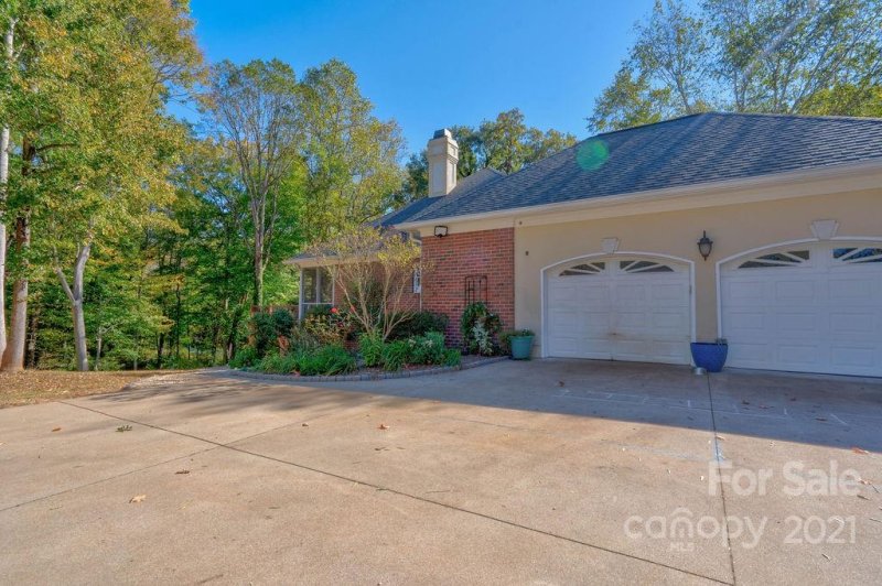 Property image 4 at 505 Johnsfield Road, Shelby, NC 28150