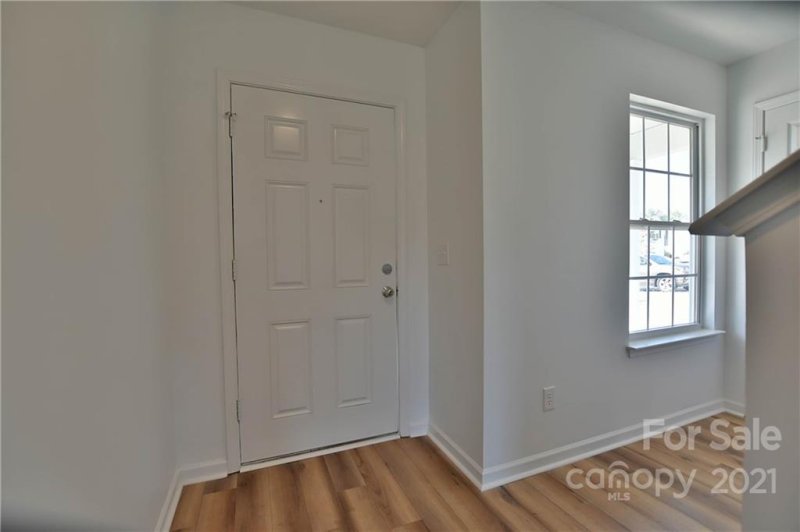 Property image 3 at 516 Gentle Breeze Lane, Rock Hill, SC 29730