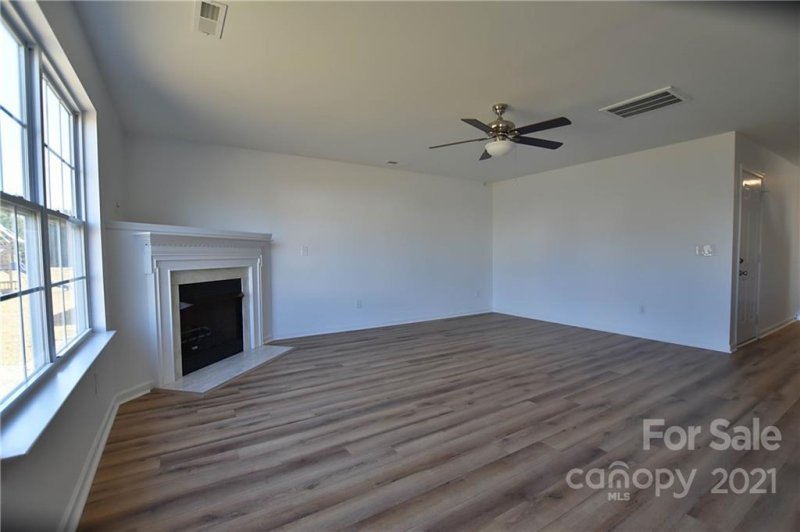Property image 5 at 516 Gentle Breeze Lane, Rock Hill, SC 29730