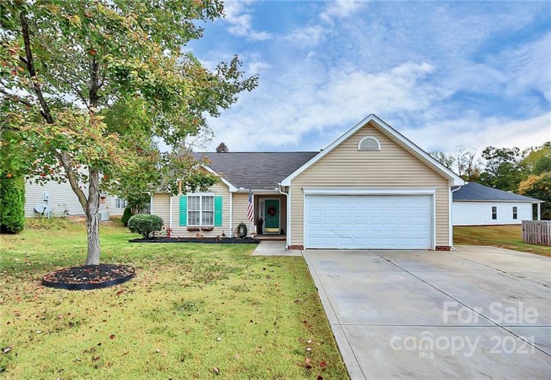 1253 Autumn Breeze Court