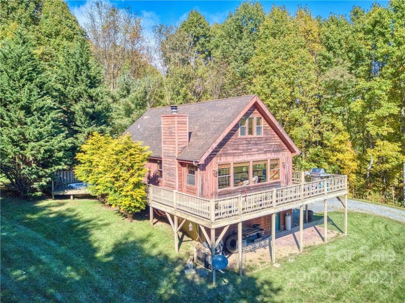 Property image 2 at 404 Glade Mountain Drive, Canton, NC 28716