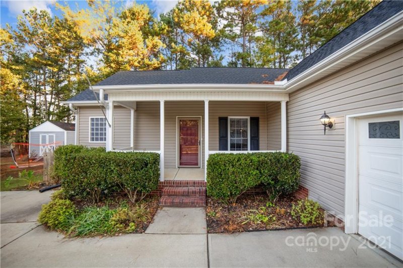 Property image 3 at 2334 Keswick Lane, Rock Hill, SC 29732