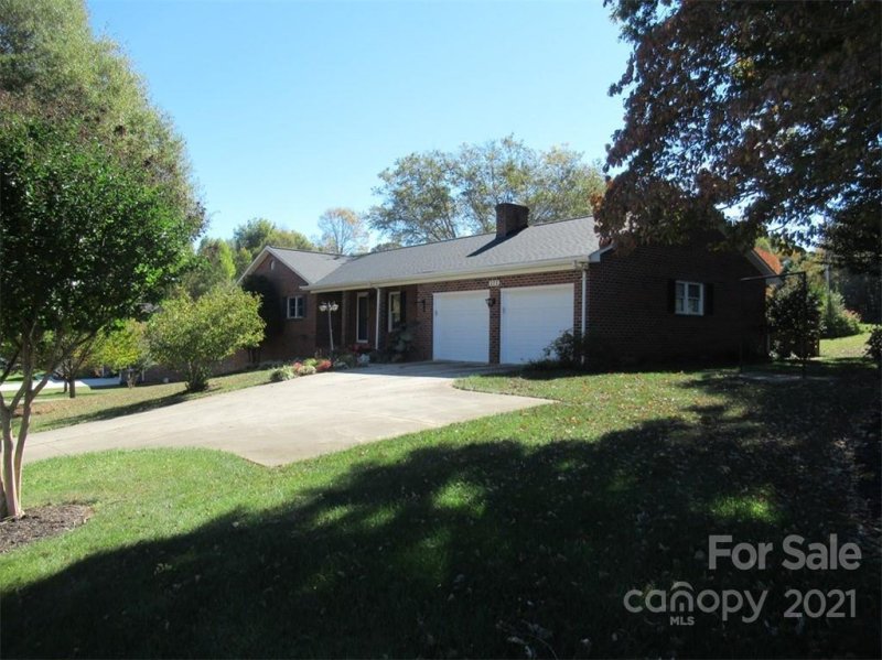 Property image 4 at 222 Brentwood Drive, Maiden, NC 28650