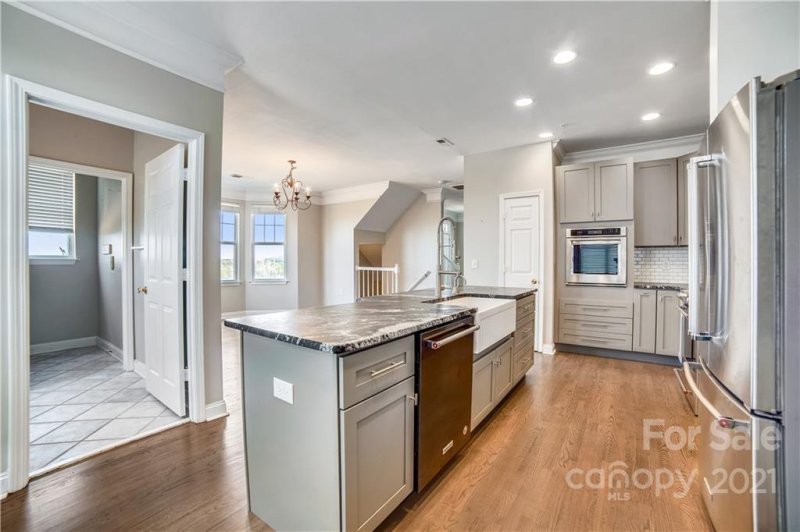 Property image 3 at 11007 Kingston Place Drive, Charlotte, NC 28277