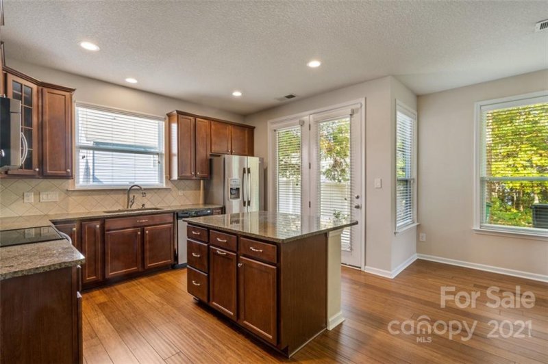 Property image 5 at 7308 Toxaway Lane, Charlotte, NC 28269