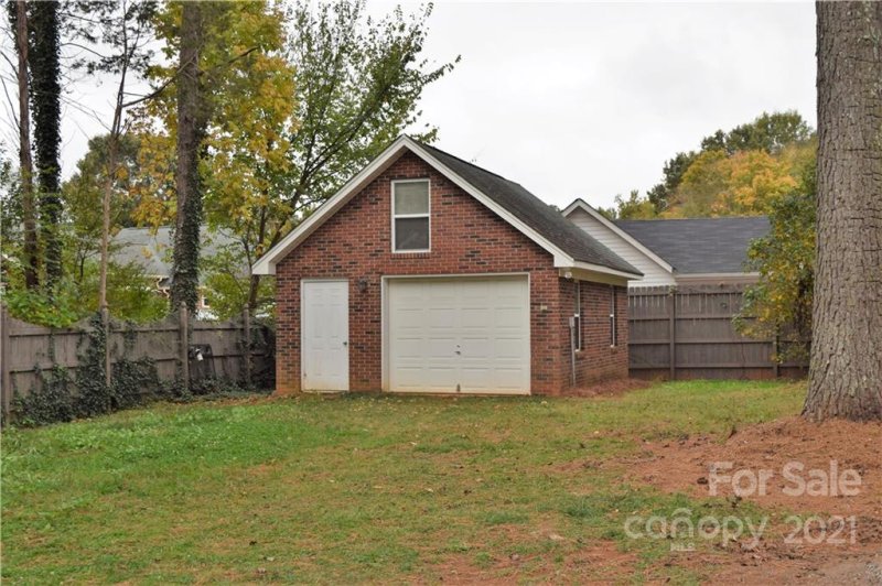 Property image 2 at 10624 Woodhollow Road, Mint Hill, NC 28227