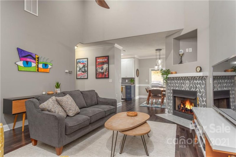 Property image 3 at 874 West Pointe Drive, Asheville, NC 28806