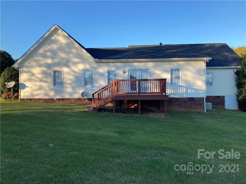 Property image 3 at 100 Tall Pine Drive, Shelby, NC 28152