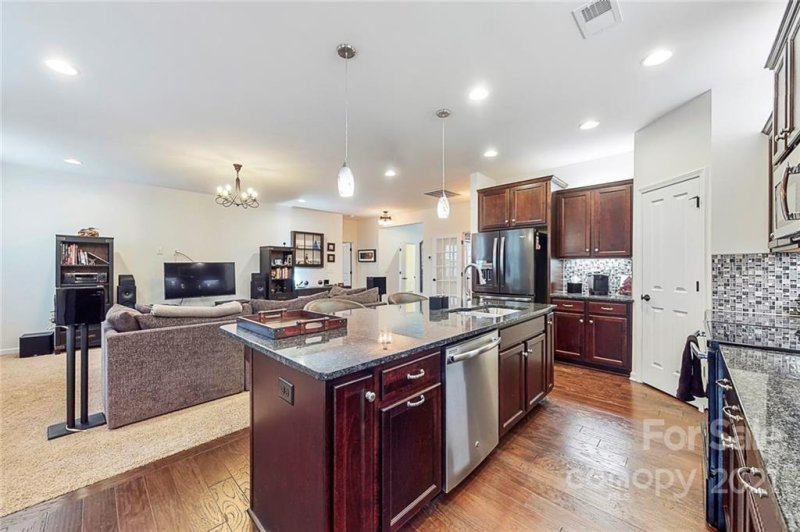 Property image 4 at 11410 Rising Star Court, Charlotte, NC 28215