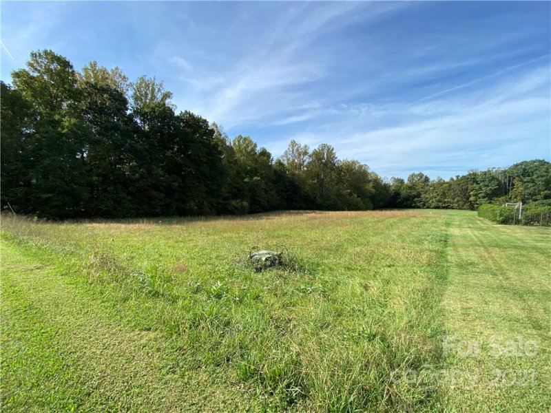 Property image 2 at 544 New Salem Road, Statesville, NC 28625