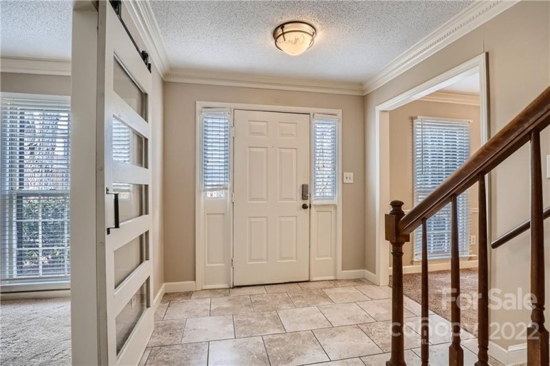 Property image 4 at 7528 Red Oak Lane, Charlotte, NC 28226