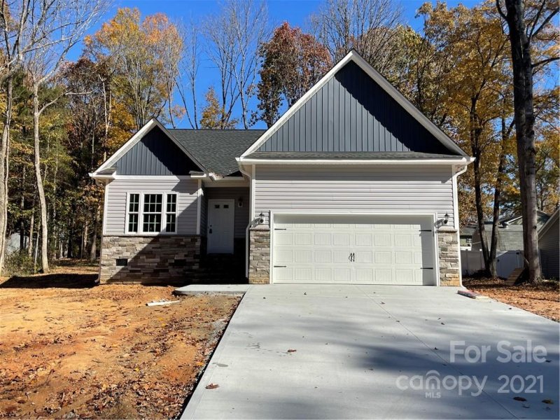 1211 Wiltshire Drive