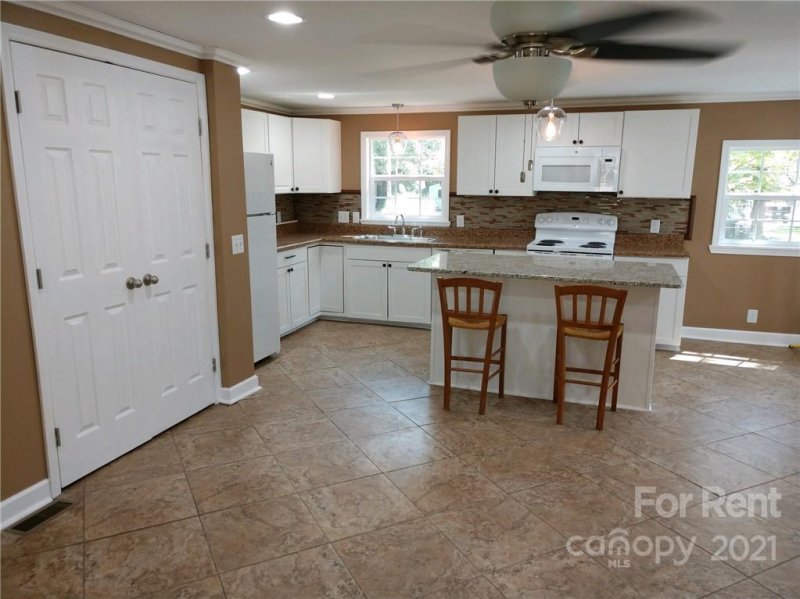 Property image 3 at 4108 Scarlet Street, Matthews, NC 28104