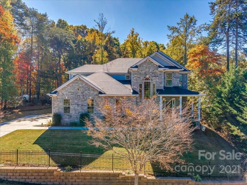 16611 Bastille Drive