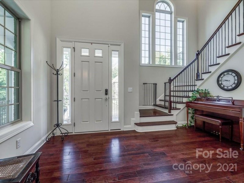 Property image 4 at 16611 Bastille Drive, Charlotte, NC 28278