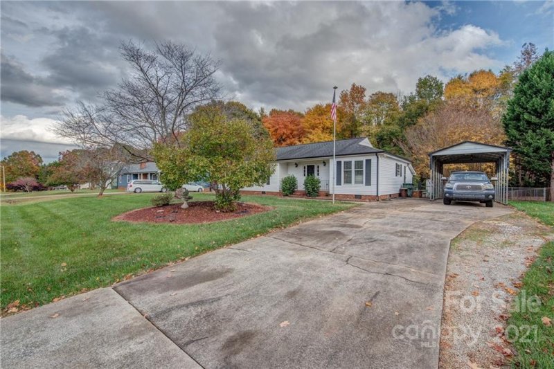 Property image 2 at 2328 Winterfield Drive, Gastonia, NC 28056