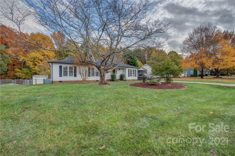 Property image 3 at 2328 Winterfield Drive, Gastonia, NC 28056