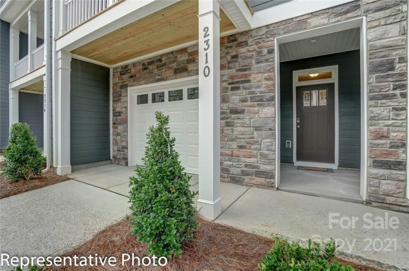 Property image 4 at 10443 Glenmere Creek Circle, Charlotte, NC 28262