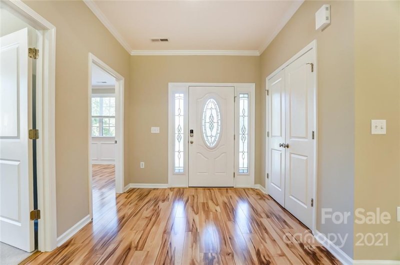 Property image 4 at 14916 Pawnee Trail, Matthews, NC 28104