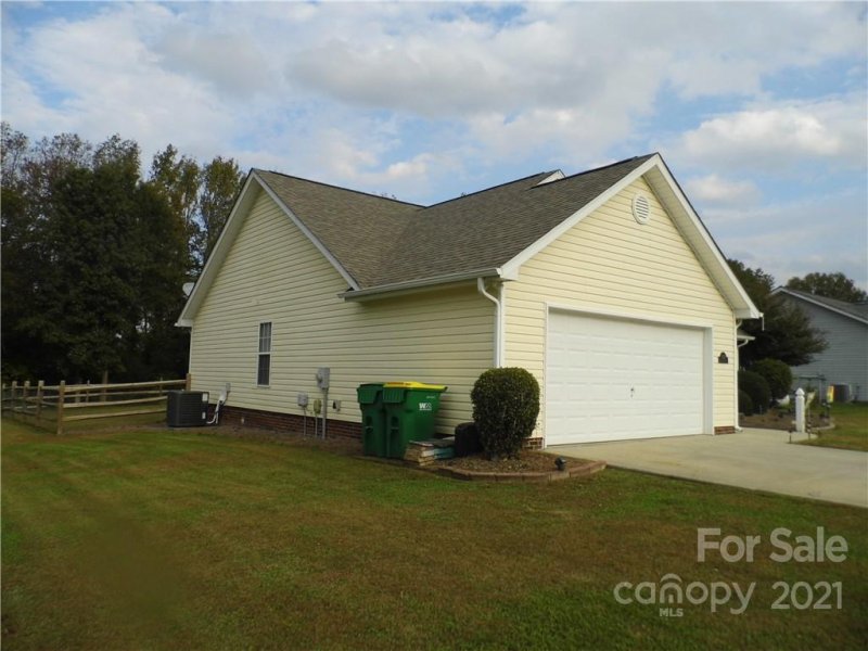 Property image 4 at 1234 Glory Court, Oakboro, NC 28129