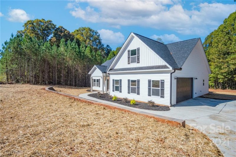 Property image 2 at 7404 Finch Lane, Vale, NC 28168