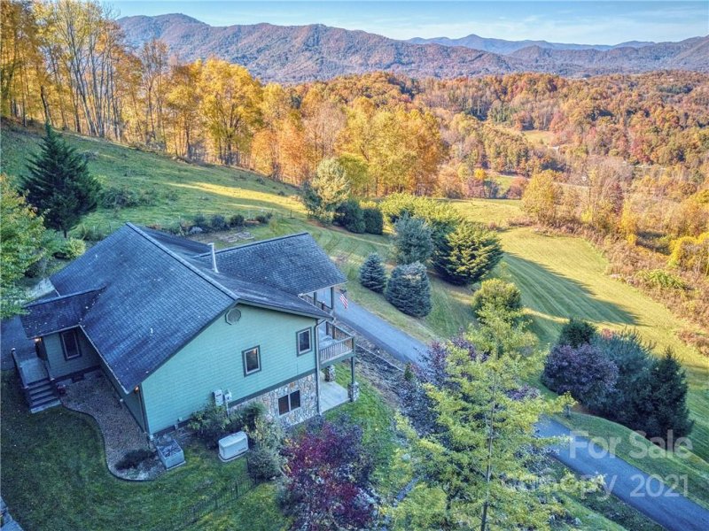 Property image 2 at 93 Cider Mill Road, Waynesville, NC 28786