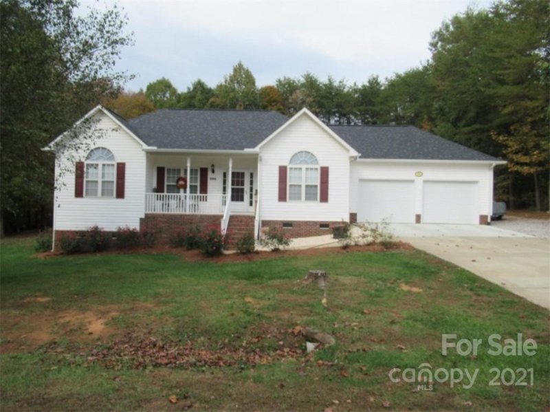 Property image 3 at 4593 Brave Avenue, Maiden, NC 28650