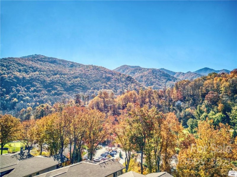 Property image 3 at 171 Plateau Drive, Maggie Valley, NC 28751