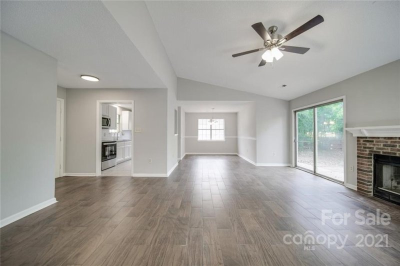 Property image 2 at 8006 Sheringham Way, Charlotte, NC 28227