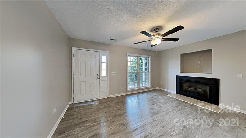 Property image 5 at 1862 Green Leaf Court, Conover, NC 28613