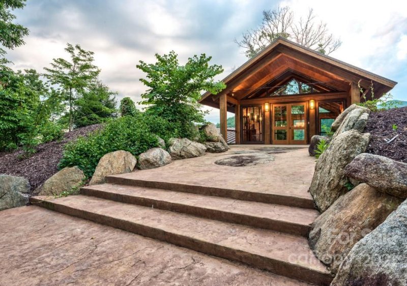 Property image 3 at 181 Clearview Lane, Marshall, NC 28753