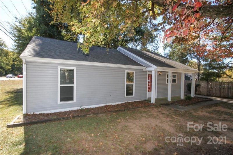 Property image 4 at 6932 Delta Lake Drive, Charlotte, NC 28215