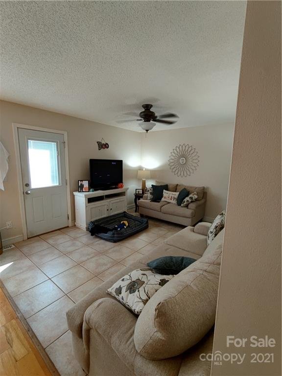 Property image 5 at 6409 Lake Breeze Court, Hickory, NC 28601