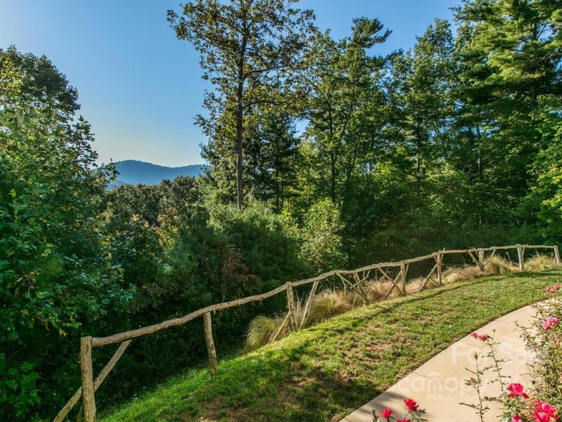 Property image 4 at 221 Kanuga Forest Drive, Hendersonville, NC 28739