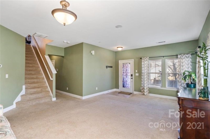 Property image 5 at 2008 Double Cedar Drive, Charlotte, NC 28214