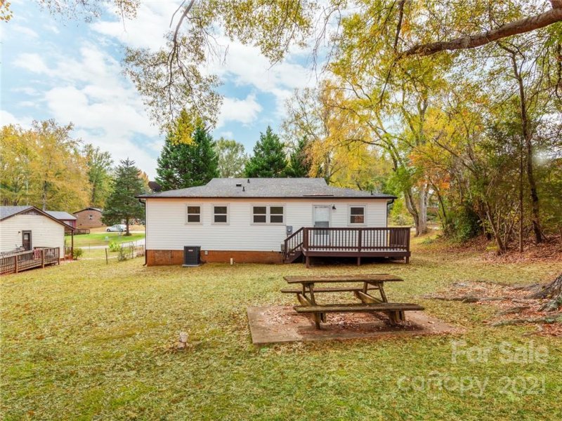 Property image 4 at 107 Hickory Lane, York, SC 29745