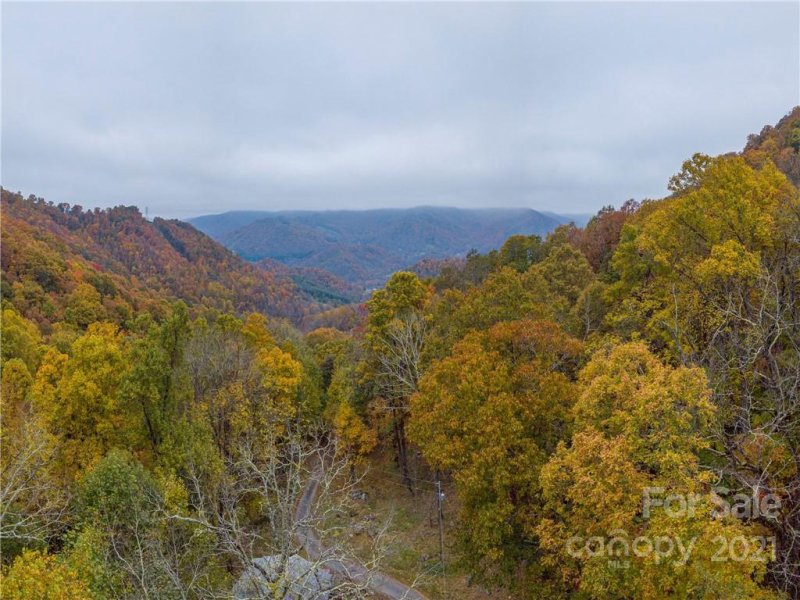 Property image 4 at 15 Sleepy Hollow Lane, Canton, NC 28716