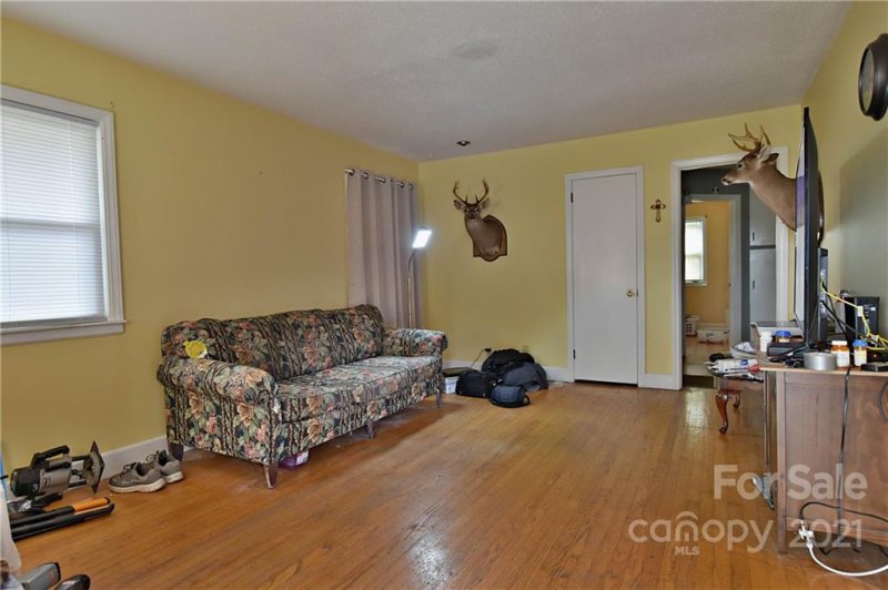 Property image 3 at 424 Walnut Avenue, Gastonia, NC 28054