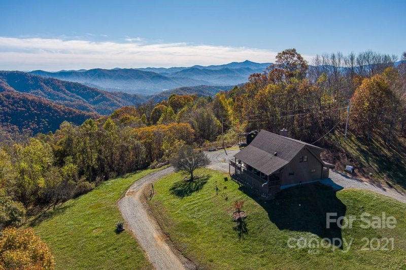 Property image 4 at 620 Pioneer Ridge Road, Canton, NC 28716