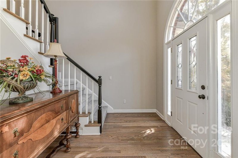 Property image 5 at 418 Whitefriars Lane, Matthews, NC 28105