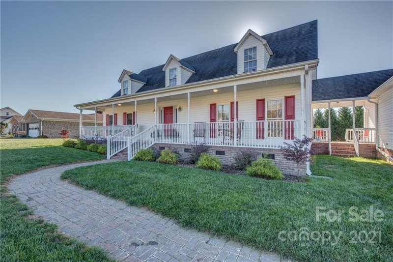 Property image 2 at 107 Cameron Drive, Kings Mountain, NC 28086